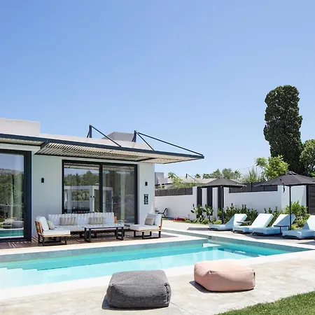 2 Luxury W Nearby Beach! *